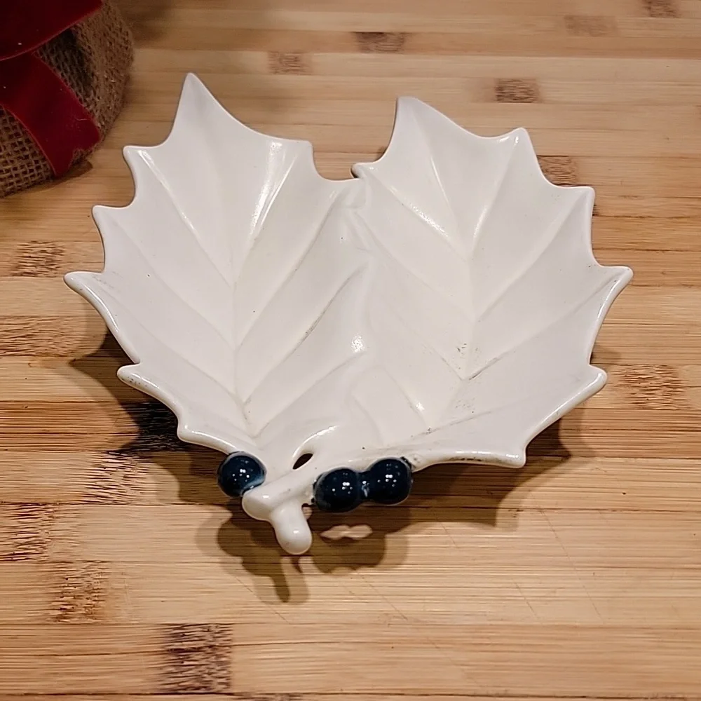 Mid Century White Ceramic Holiday Holly Leaf with Berries Candy Dish - Picture 2 of 5